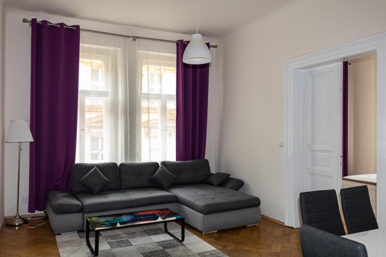 Welcome Hostel & Apartments Praguecentre Eksteriør billede