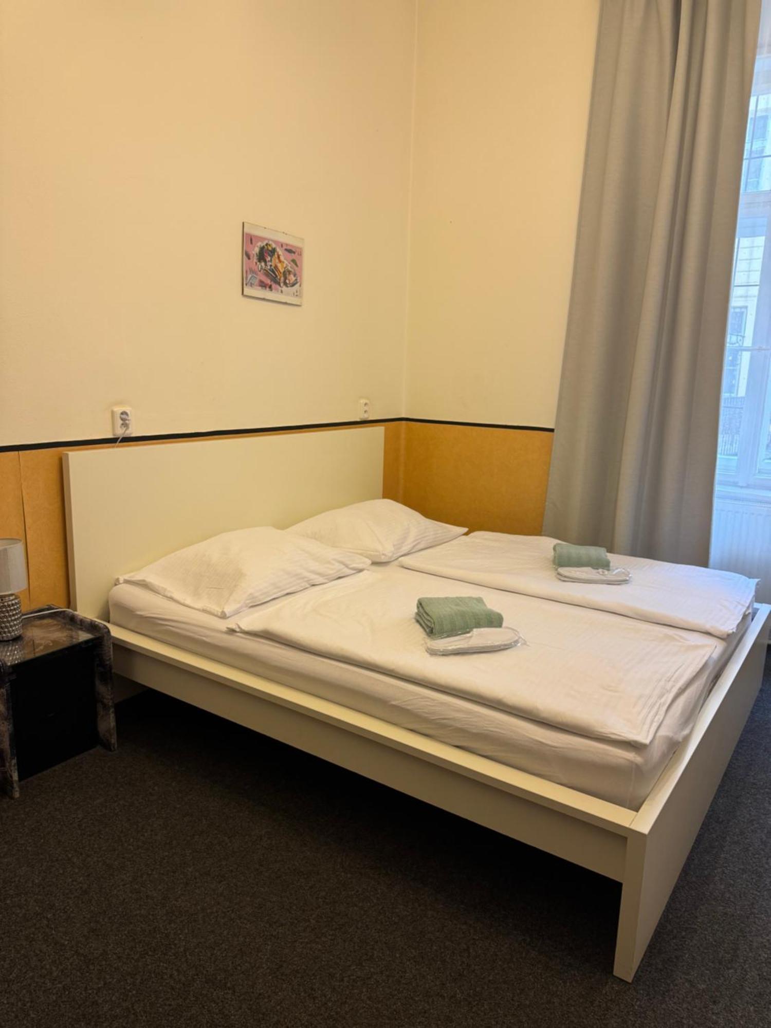 Welcome Hostel & Apartments Praguecentre Eksteriør billede