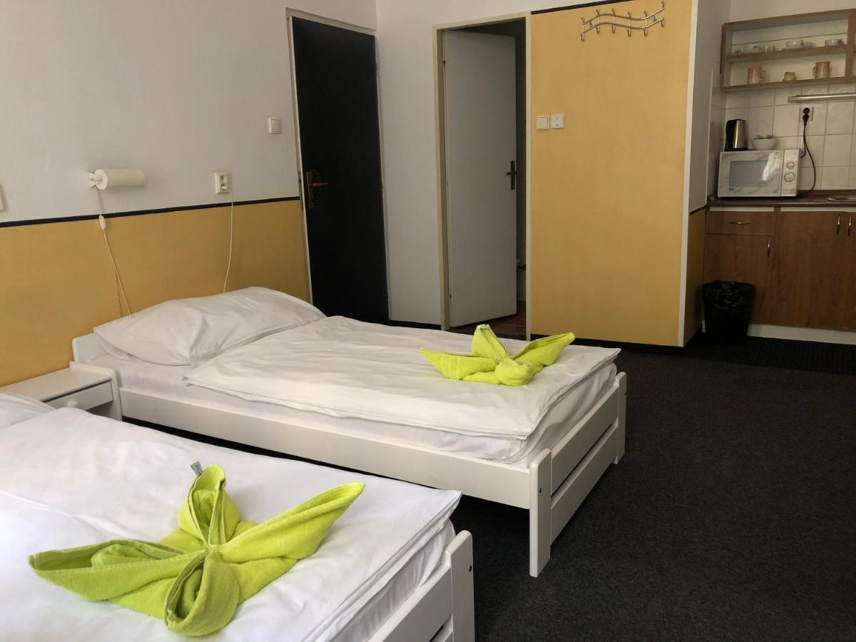 Welcome Hostel & Apartments Praguecentre Eksteriør billede